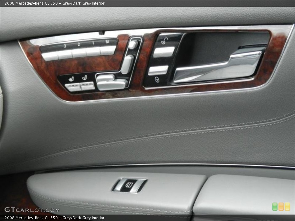 Grey/Dark Grey Interior Controls for the 2008 Mercedes-Benz CL 550 #59609712