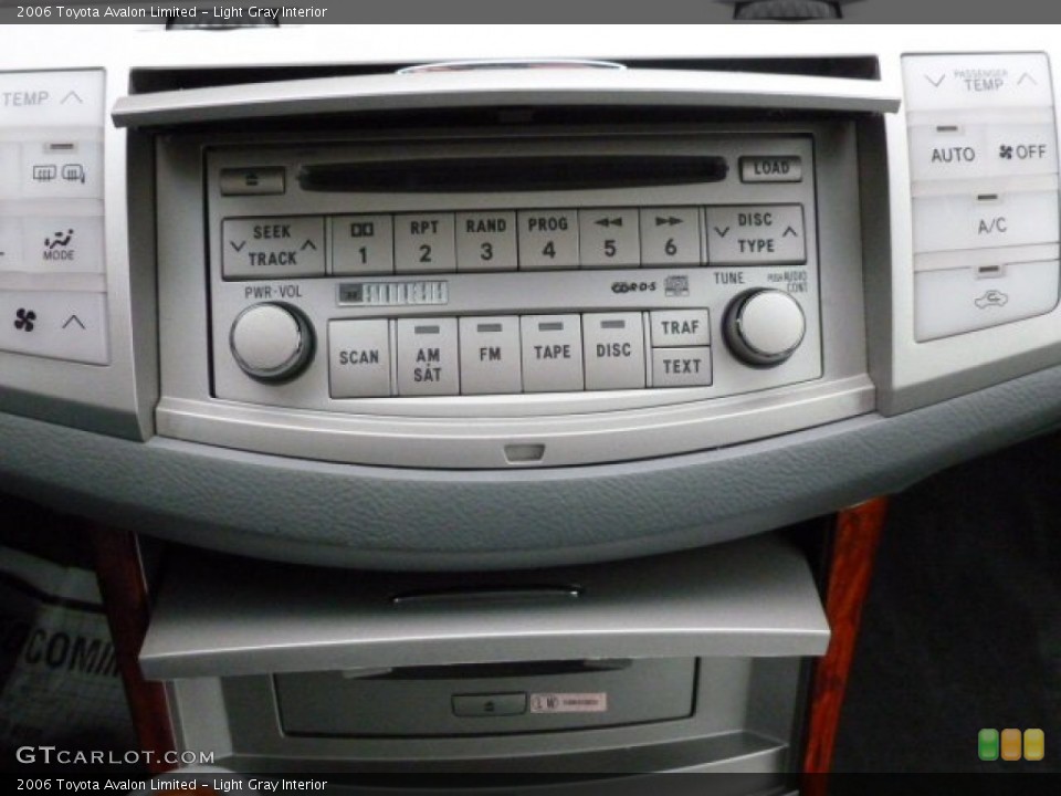 Light Gray Interior Controls for the 2006 Toyota Avalon Limited #59611956