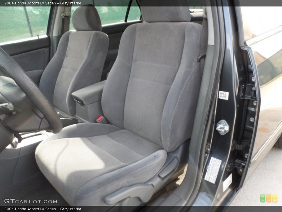 Gray Interior Photo for the 2004 Honda Accord LX Sedan #59612277