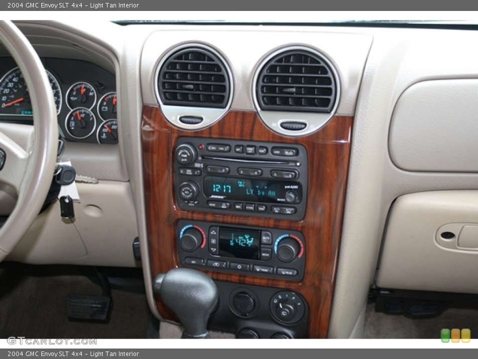 Light Tan Interior Controls for the 2004 GMC Envoy SLT 4x4 #59612325