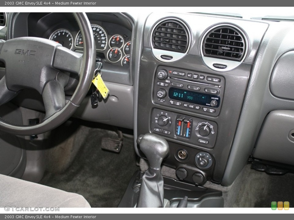 Medium Pewter Interior Controls for the 2003 GMC Envoy SLE 4x4 #59613195