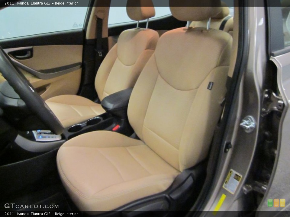 Beige Interior Photo for the 2011 Hyundai Elantra GLS #59613633