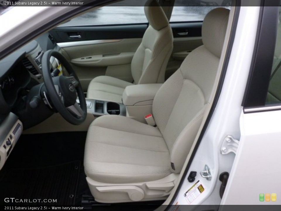 Warm Ivory Interior Photo for the 2011 Subaru Legacy 2.5i #59625021