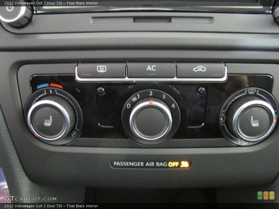 Titan Black Interior Controls for the 2012 Volkswagen Golf 2 Door TDI #59625108