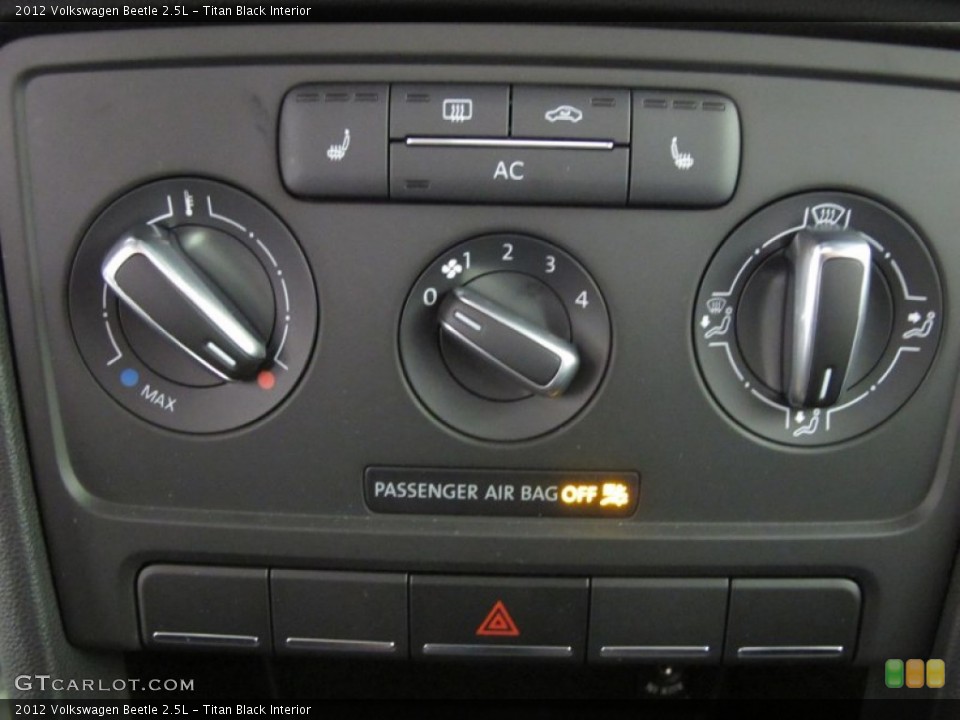 Titan Black Interior Controls for the 2012 Volkswagen Beetle 2.5L #59625264
