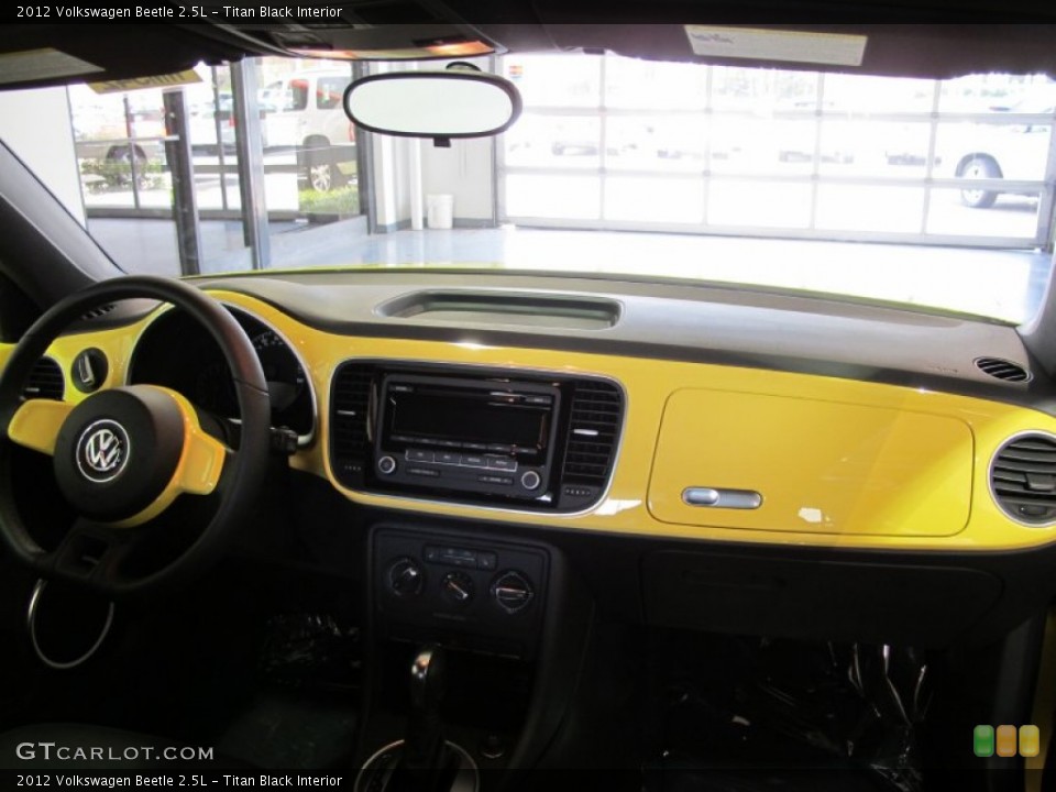 Titan Black Interior Dashboard for the 2012 Volkswagen Beetle 2.5L #59625348