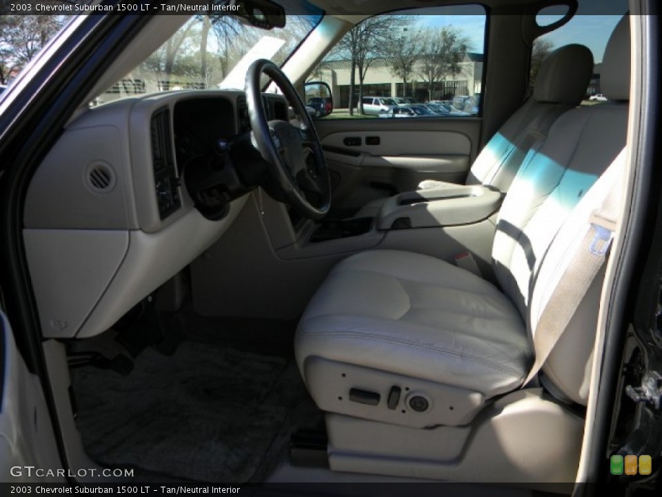 Tan/Neutral Interior Photo for the 2003 Chevrolet Suburban 1500 LT #59627805