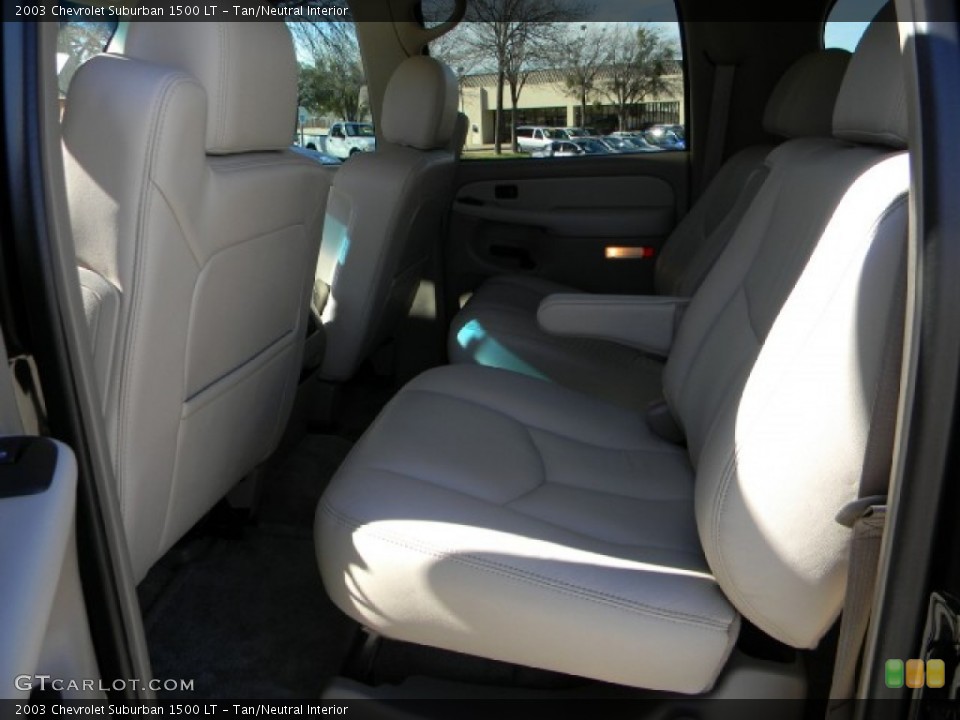 Tan/Neutral Interior Photo for the 2003 Chevrolet Suburban 1500 LT #59627814