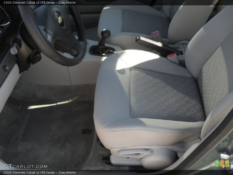 Gray Interior Photo for the 2009 Chevrolet Cobalt LS XFE Sedan #59628465