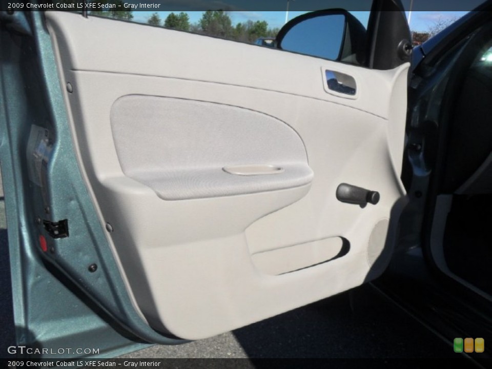 Gray Interior Door Panel for the 2009 Chevrolet Cobalt LS XFE Sedan #59628474
