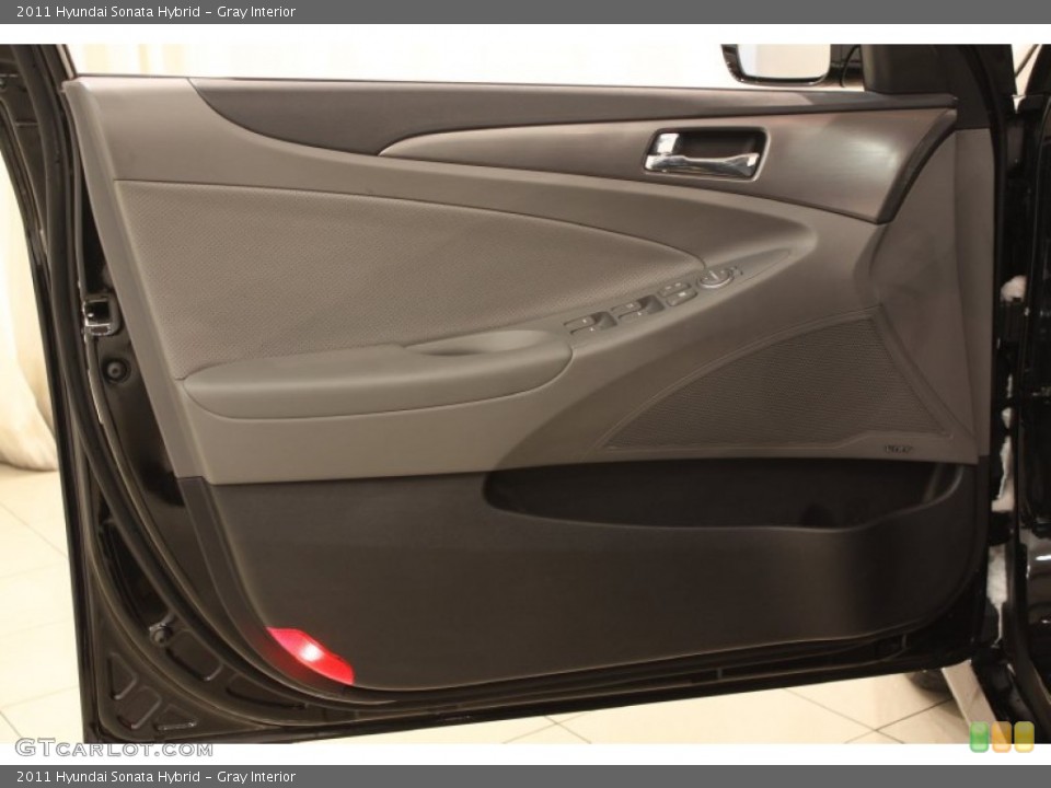 Gray Interior Door Panel for the 2011 Hyundai Sonata Hybrid #59631603