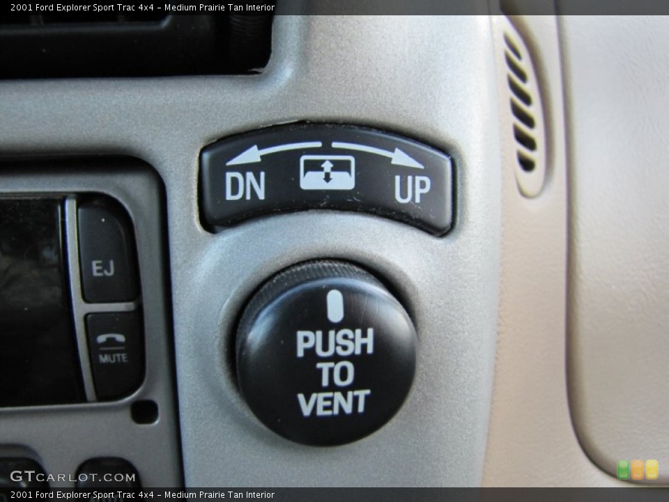 Medium Prairie Tan Interior Controls for the 2001 Ford Explorer Sport Trac 4x4 #59636079