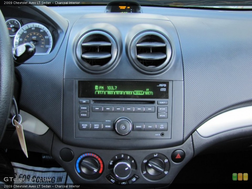 Charcoal Interior Controls for the 2009 Chevrolet Aveo LT Sedan #59636970