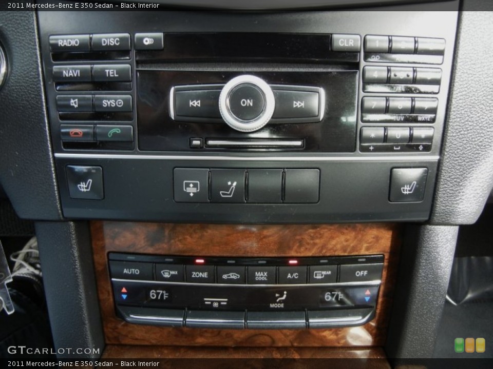 Black Interior Controls for the 2011 Mercedes-Benz E 350 Sedan #59641616