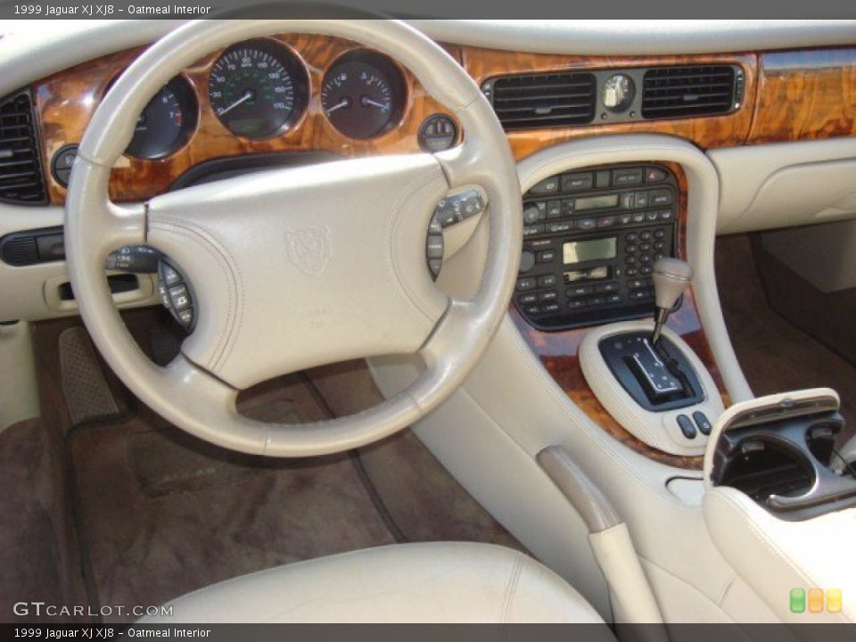 Oatmeal Interior Photo for the 1999 Jaguar XJ XJ8 #59642545
