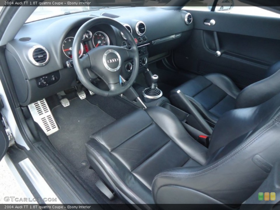 Ebony Interior Photo for the 2004 Audi TT 1.8T quattro Coupe #59645633