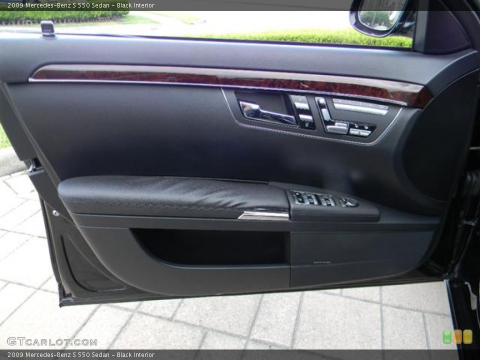Black Interior Door Panel for the 2009 Mercedes-Benz S 550 Sedan #59656052