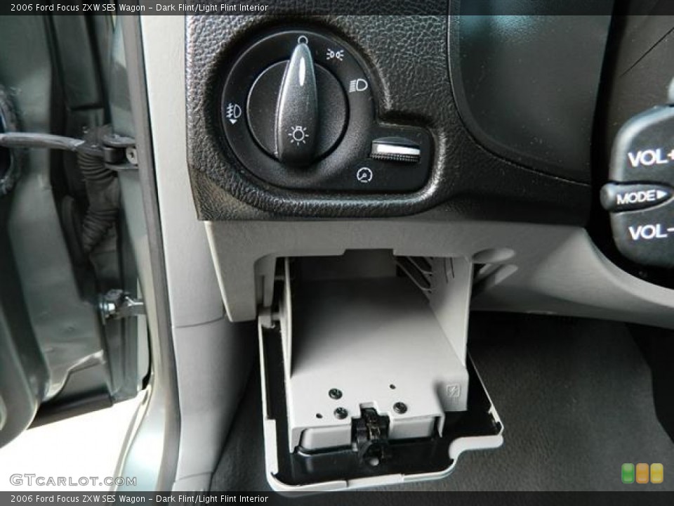 Dark Flint/Light Flint Interior Controls for the 2006 Ford Focus ZXW SES Wagon #59673076