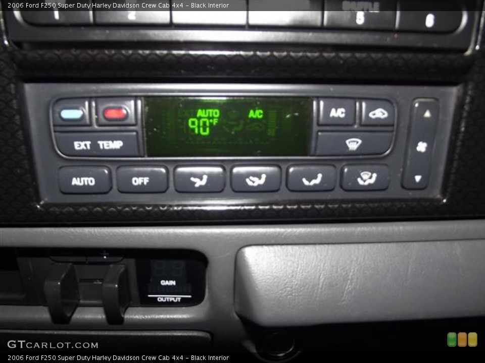 Black Interior Controls for the 2006 Ford F250 Super Duty Harley Davidson Crew Cab 4x4 #59682713