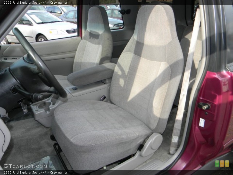 Grey Interior Photo for the 1996 Ford Explorer Sport 4x4 #59686595