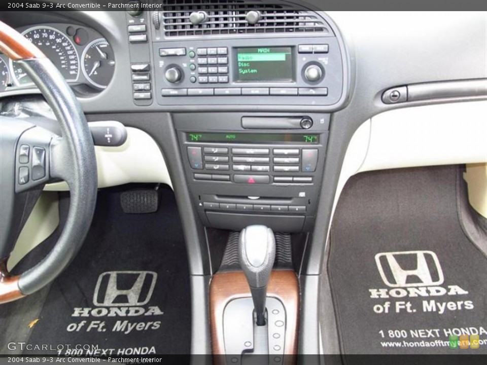 Parchment Interior Controls for the 2004 Saab 9-3 Arc Convertible #59686925