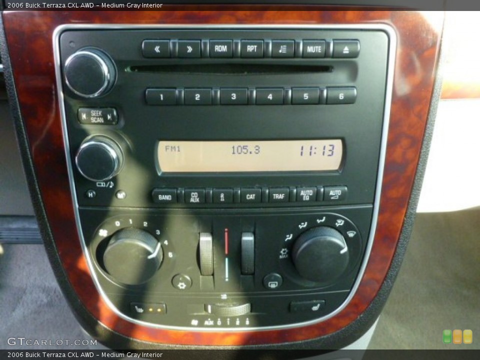 Medium Gray Interior Controls for the 2006 Buick Terraza CXL AWD #59696930