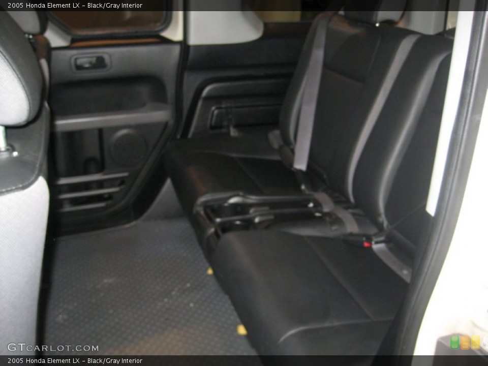 Black/Gray Interior Photo for the 2005 Honda Element LX #59698094