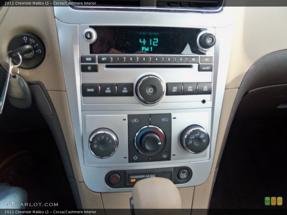 Cocoa/Cashmere Interior Controls for the 2011 Chevrolet Malibu LS #59706759