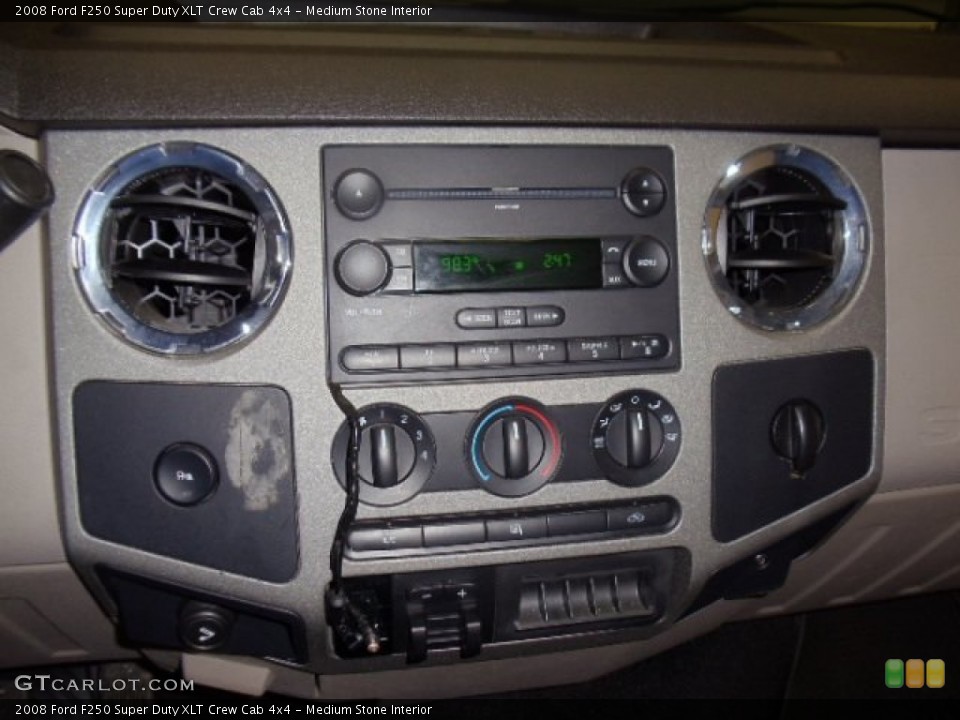 Medium Stone Interior Controls for the 2008 Ford F250 Super Duty XLT Crew Cab 4x4 #59707428