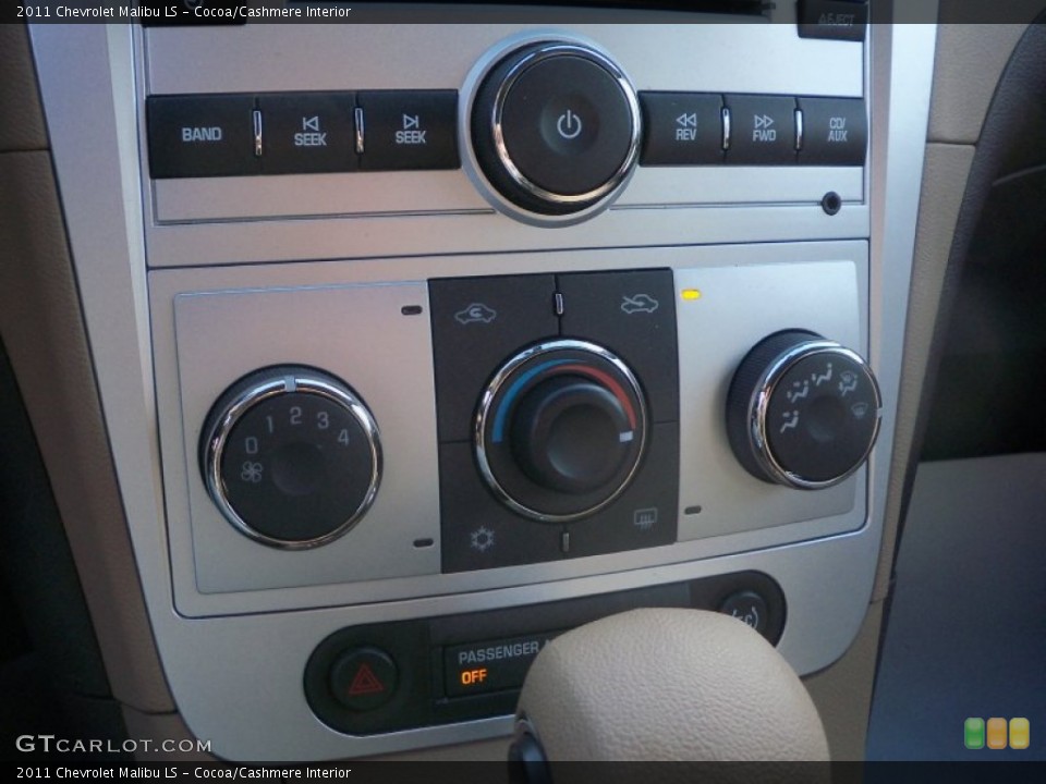 Cocoa/Cashmere Interior Controls for the 2011 Chevrolet Malibu LS #59707701