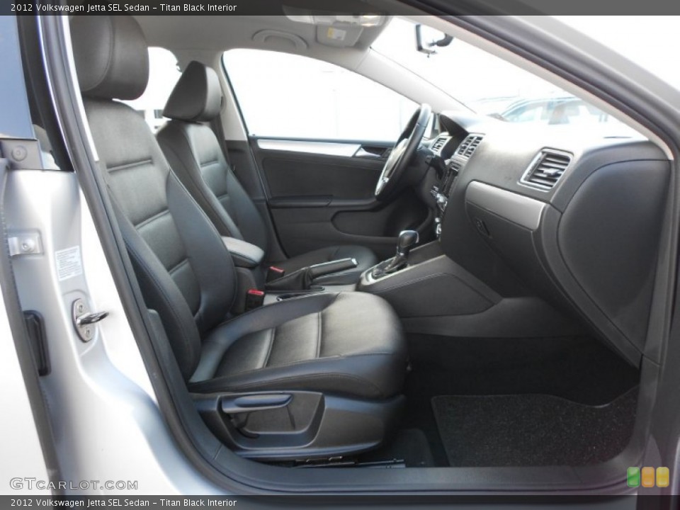Titan Black Interior Photo for the 2012 Volkswagen Jetta SEL Sedan #59708005