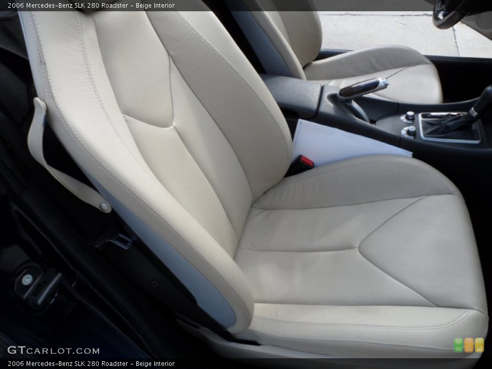 Beige Interior Photo for the 2006 Mercedes-Benz SLK 280 Roadster #59710830