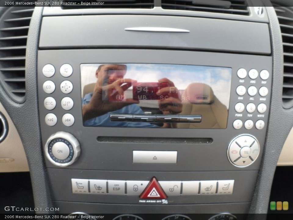 Beige Interior Controls for the 2006 Mercedes-Benz SLK 280 Roadster #59710899