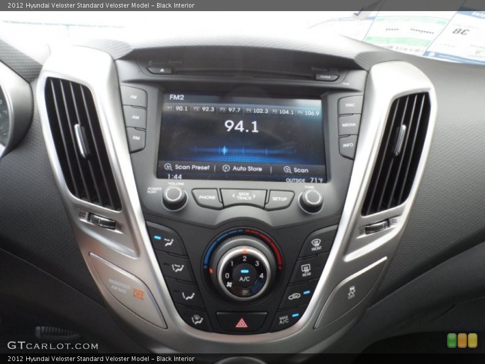 Black Interior Controls for the 2012 Hyundai Veloster  #59715618