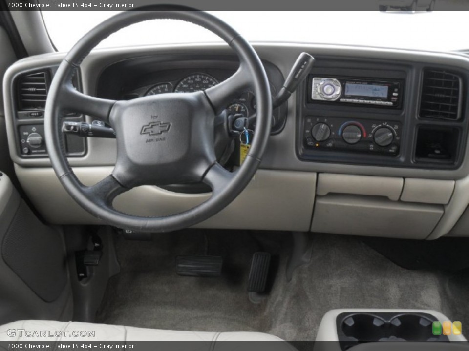 Gray Interior Dashboard for the 2000 Chevrolet Tahoe LS 4x4 #59722656