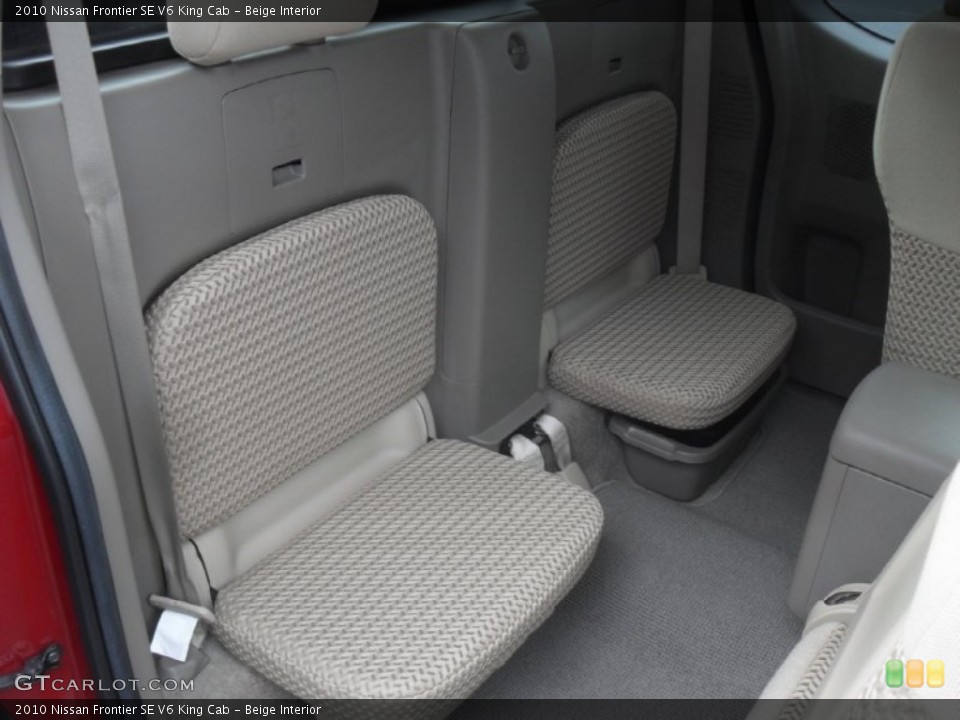 Beige Interior Photo for the 2010 Nissan Frontier SE V6 King Cab #59723802