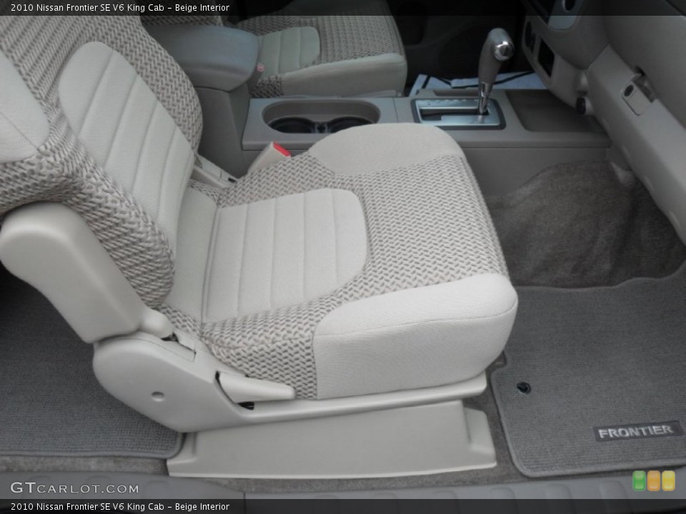 Beige Interior Photo for the 2010 Nissan Frontier SE V6 King Cab #59723811