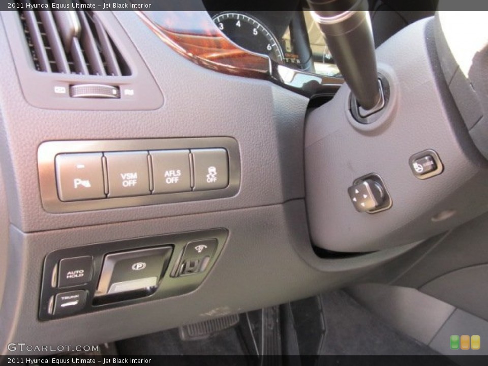 Jet Black Interior Controls for the 2011 Hyundai Equus Ultimate #59724102