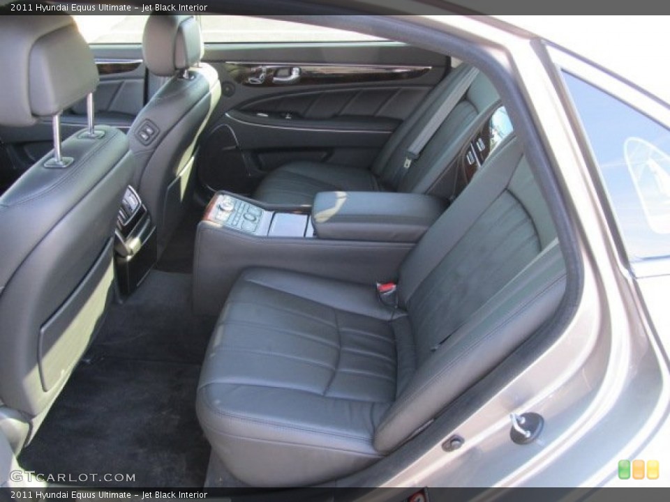Jet Black Interior Photo for the 2011 Hyundai Equus Ultimate #59724126
