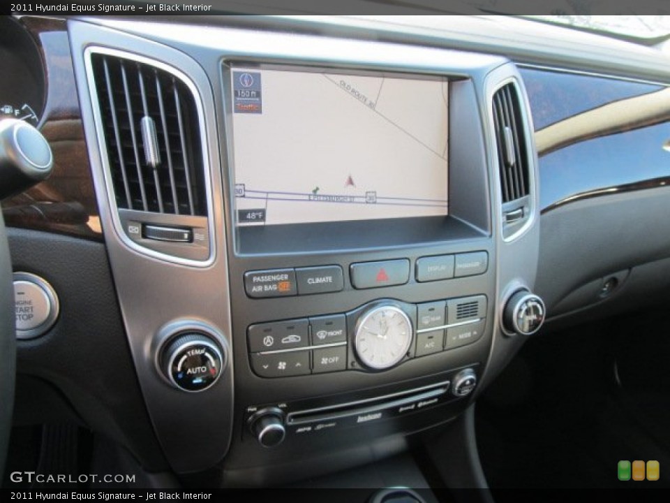 Jet Black Interior Navigation for the 2011 Hyundai Equus Signature #59726802
