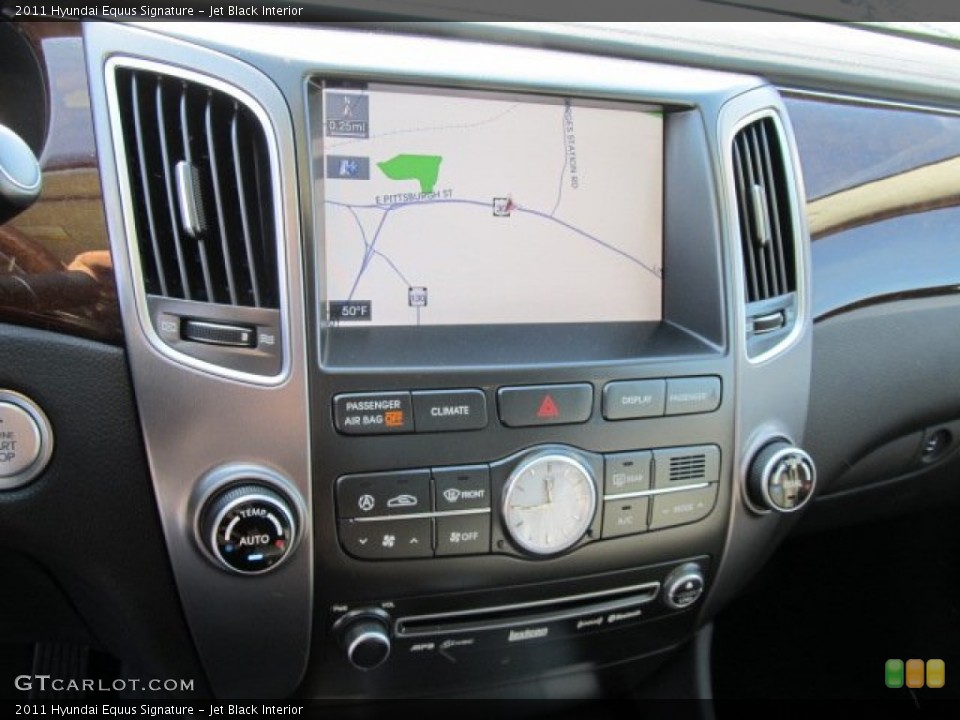 Jet Black Interior Navigation for the 2011 Hyundai Equus Signature #59727027