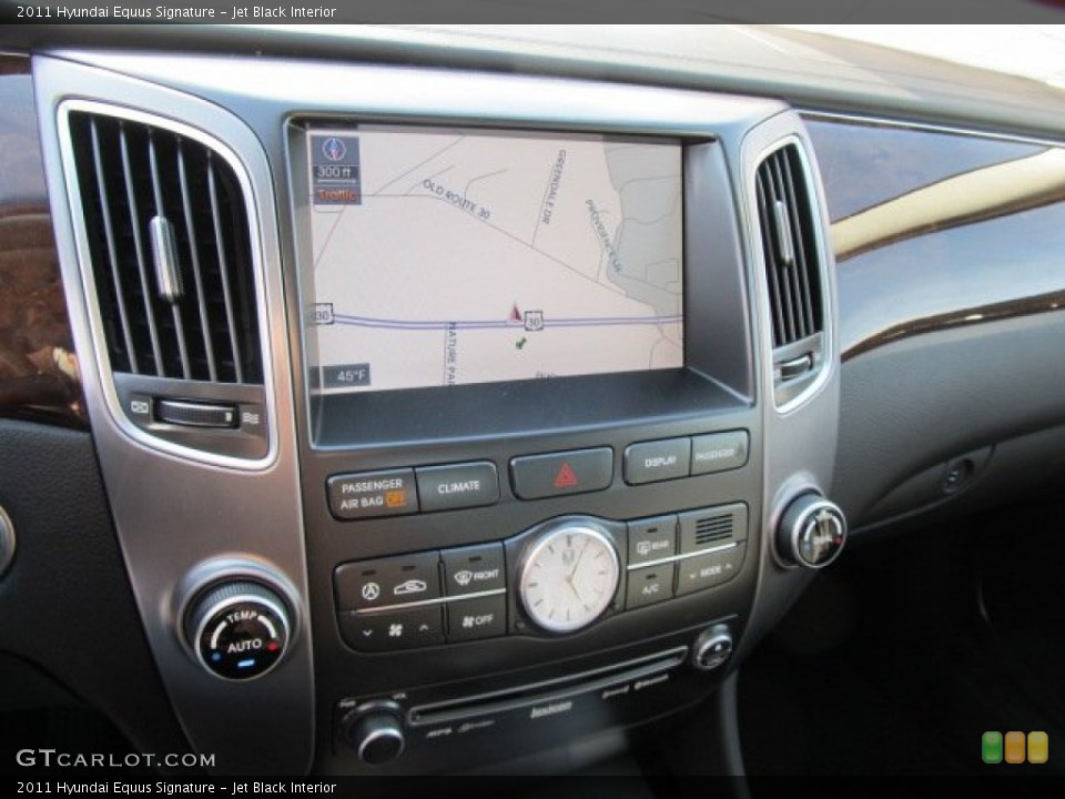 Jet Black Interior Controls for the 2011 Hyundai Equus Signature #59727278