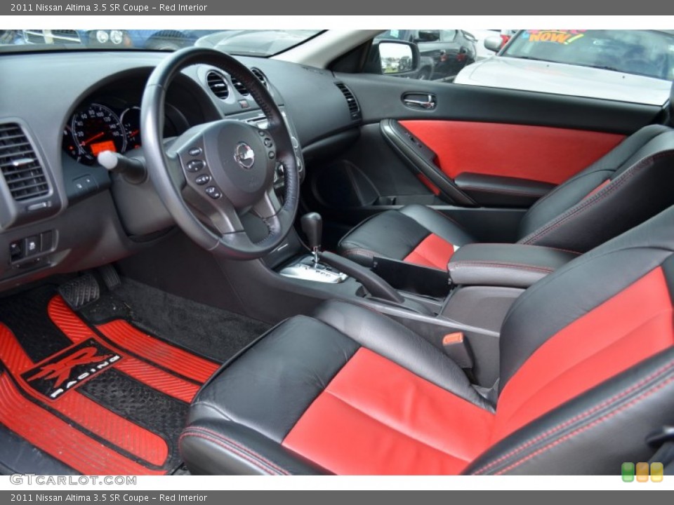 Red Interior Photo for the 2011 Nissan Altima 3.5 SR Coupe #59730756