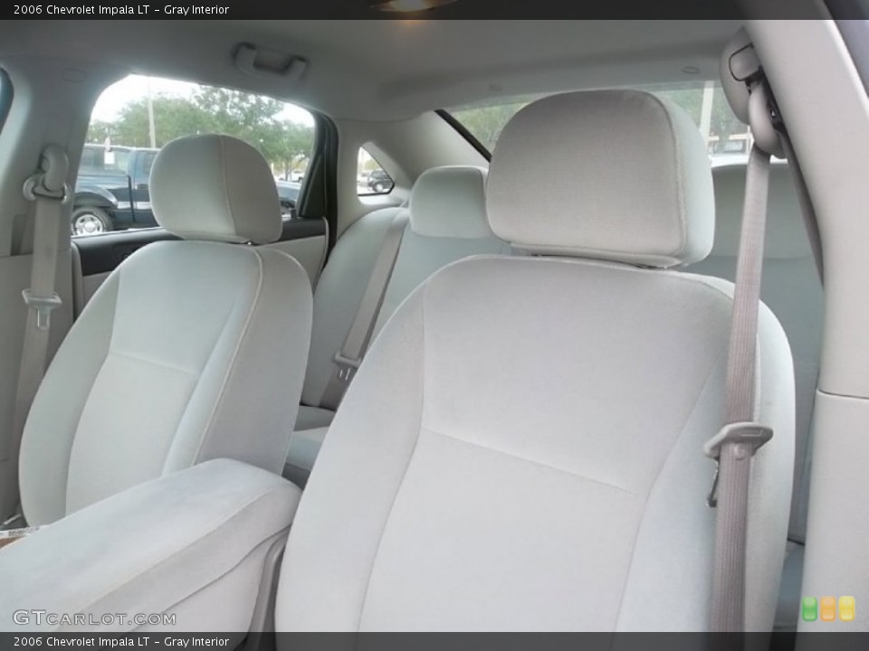 Gray Interior Photo for the 2006 Chevrolet Impala LT #59740112