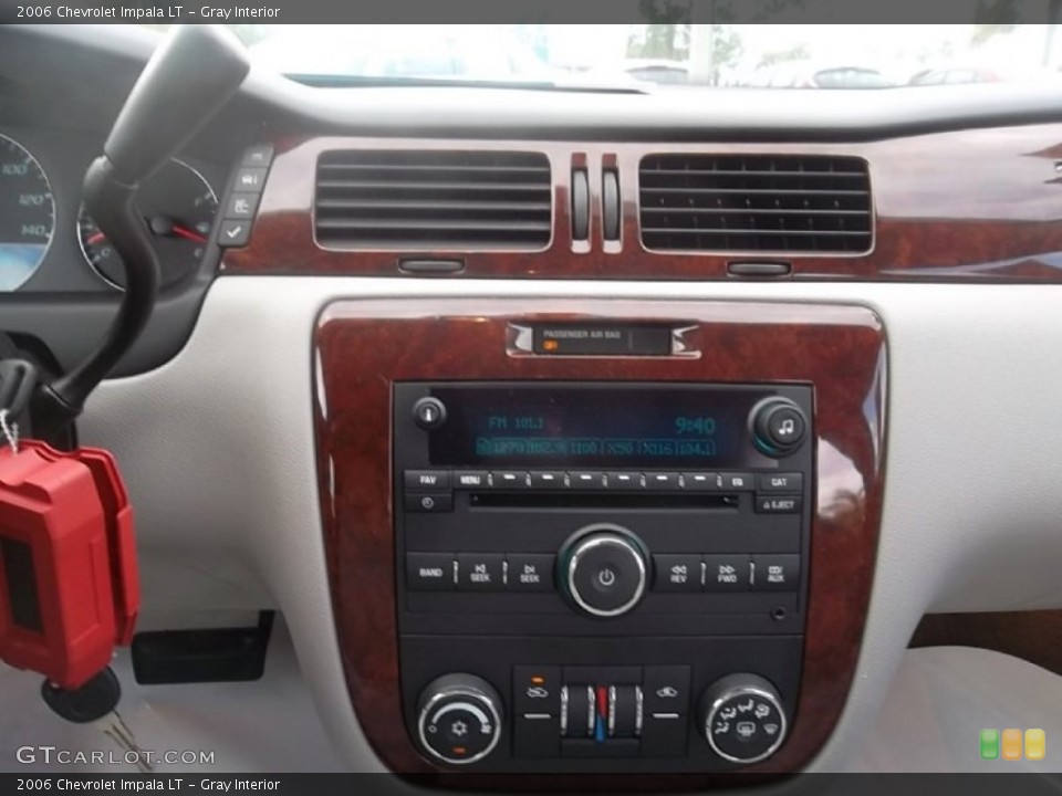 Gray Interior Controls for the 2006 Chevrolet Impala LT #59740196