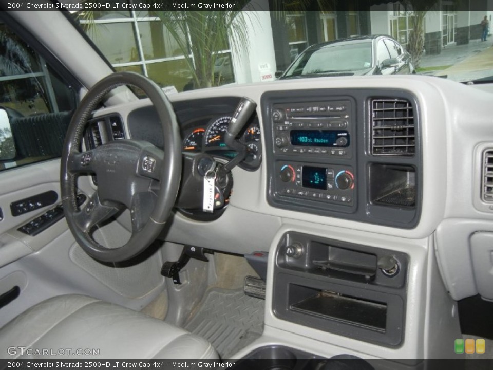Medium Gray Interior Dashboard for the 2004 Chevrolet Silverado 2500HD LT Crew Cab 4x4 #59742332