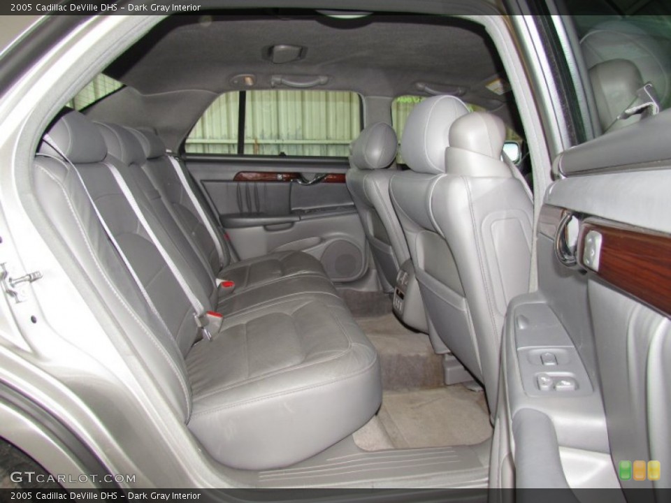 Dark Gray Interior Photo for the 2005 Cadillac DeVille DHS #59742902
