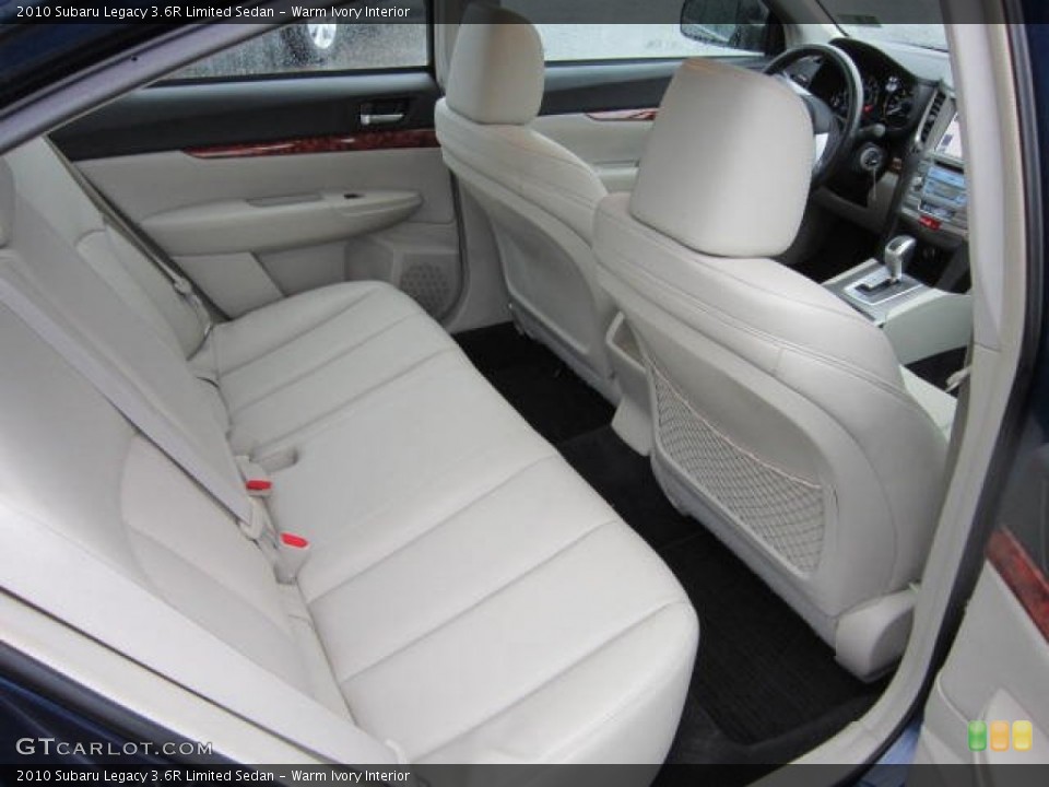 Warm Ivory Interior Photo for the 2010 Subaru Legacy 3.6R Limited Sedan #59746052
