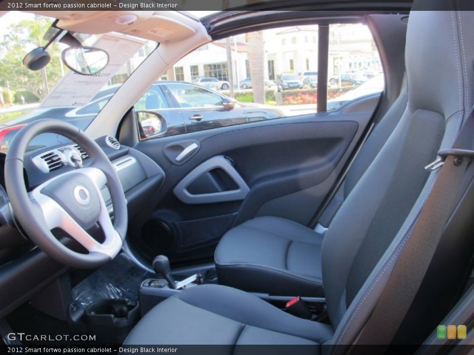 Design Black Interior Photo for the 2012 Smart fortwo passion cabriolet #59747405