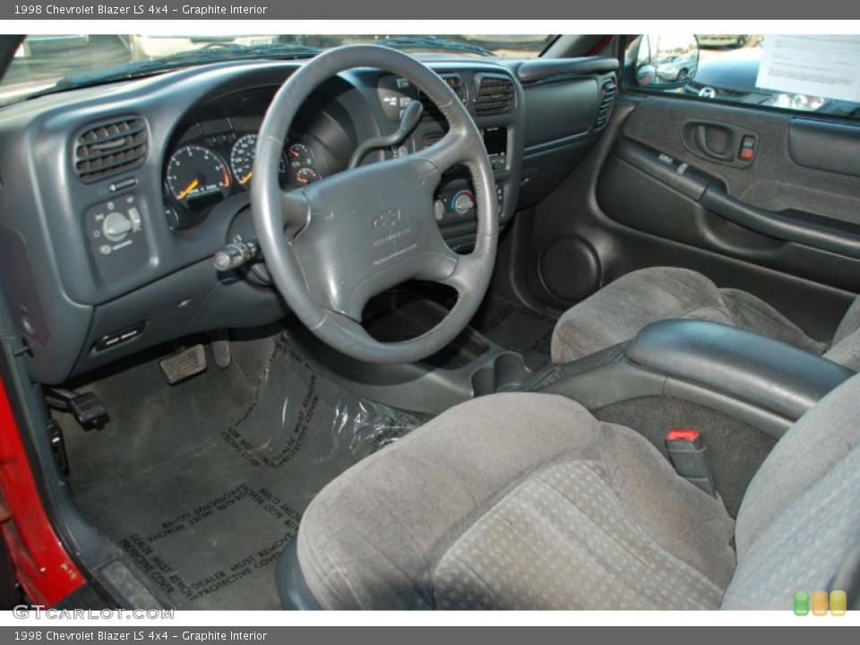 Graphite Interior Photo for the 1998 Chevrolet Blazer LS 4x4 #59750750